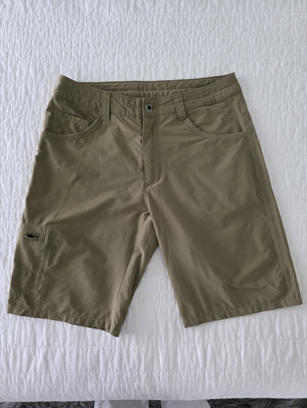 Patagonia Quandary Men's Size 30 Olive Performance Shorts